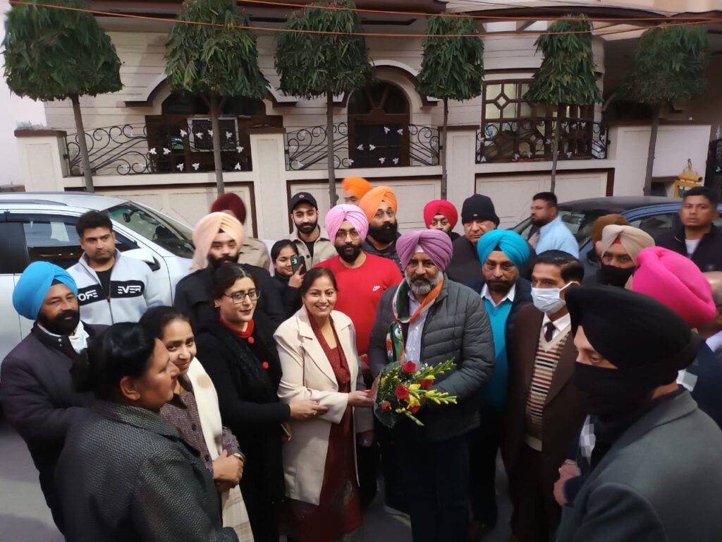 चुनाव प्रचार में परगट सिंह ने उड़ाए विरोधियों के होश